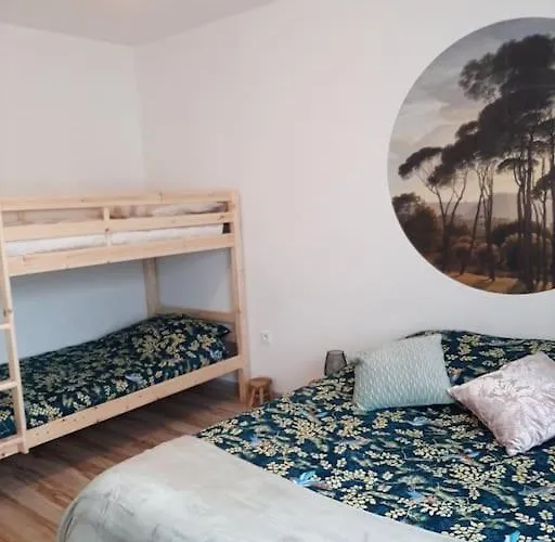 Aeroport A Pied La Signature Dore Apartament